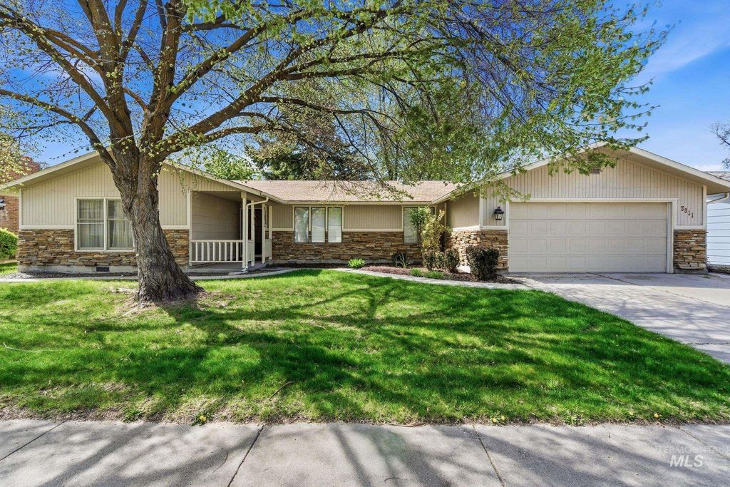 Photo of 3911 S Constitution Way, Boise, ID 83706 (MLS # 98981264)