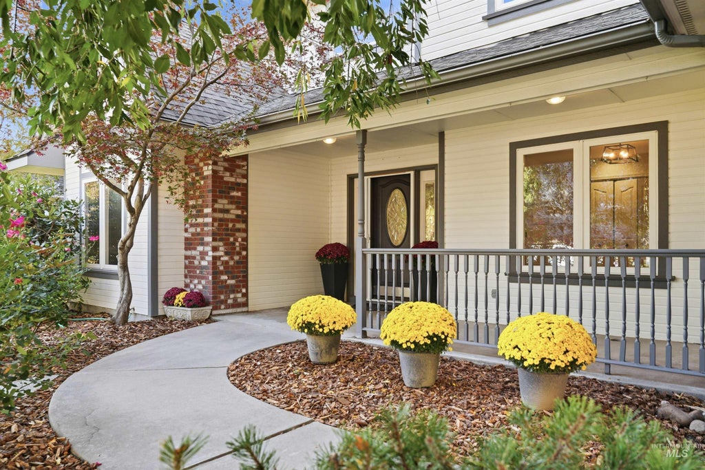 Photo of 11249 W Hickory Rise Dr, Boise, ID 83713 (MLS # 99003361)