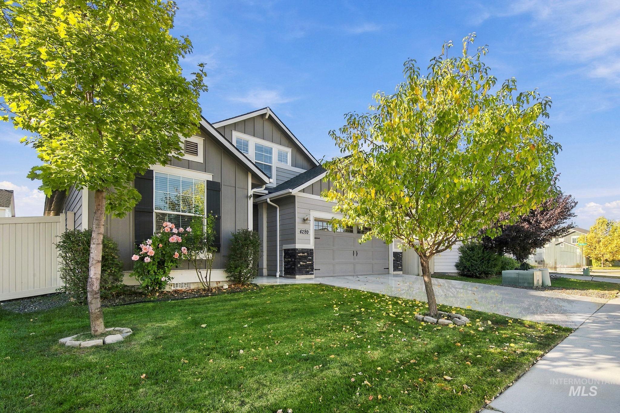 4289 W Balance Rock Drive