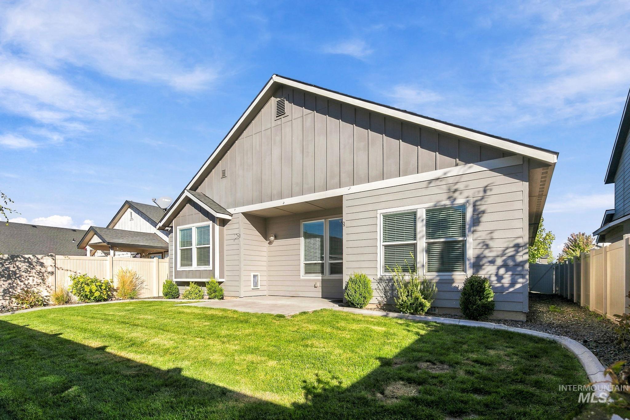 4289 W Balance Rock Drive