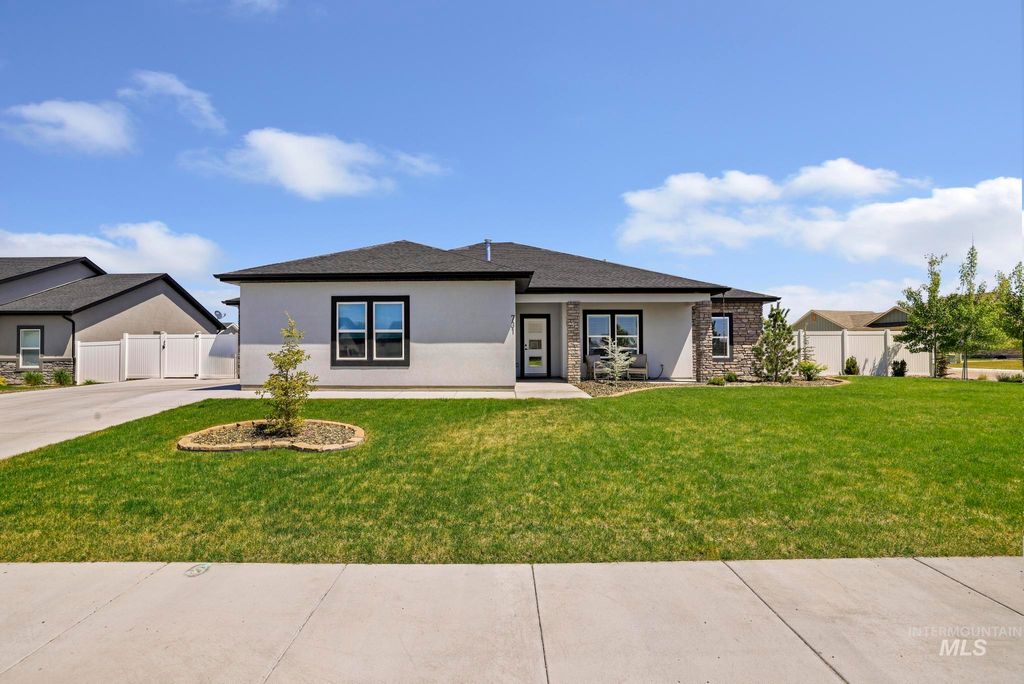 Photo of 731 Satia Lane, Kimberly, ID 83341 (MLS # 98985271)