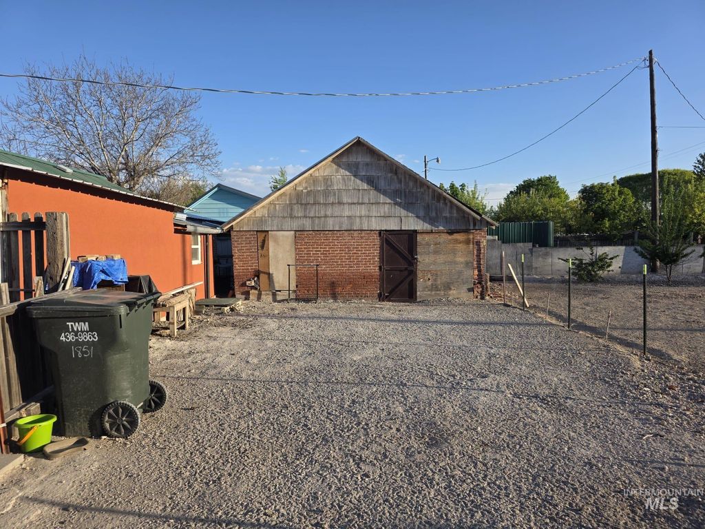 Photo of 1851 K St, Heyburn, ID 83336 (MLS # 98986197)