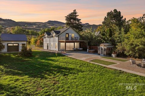 3850 N Plaza Road Emmett ID 83617