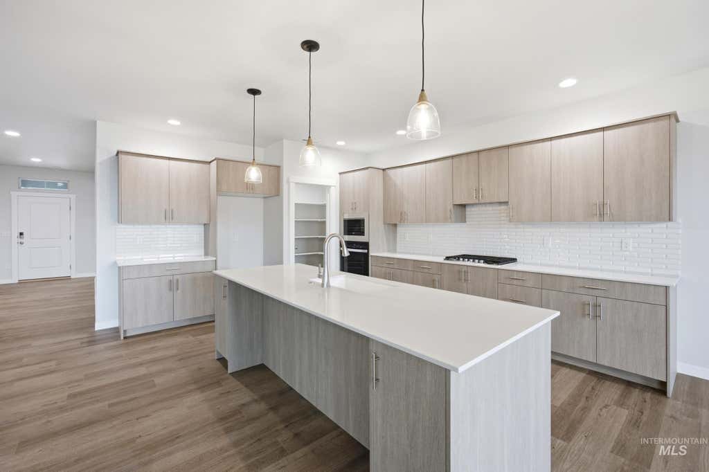 Photo of 5212 S Big Jacks Creek Ave, Nampa, ID 83686 (MLS # 98997020)