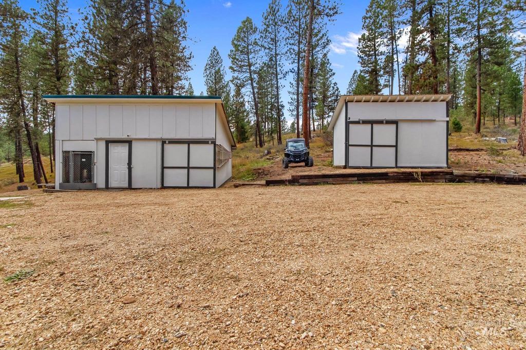 Photo of 12 N Meadow Creek Rd, Idaho City, ID 83631 (MLS # 98965409)
