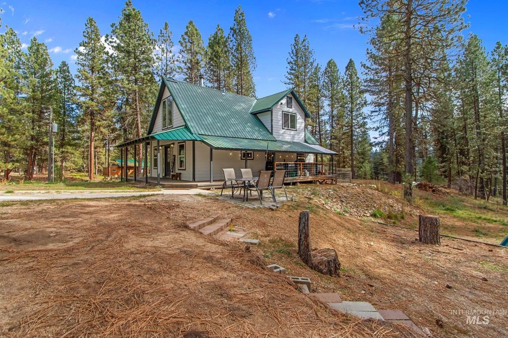 Photo of 12 N Meadow Creek Rd, Idaho City, ID 83631 (MLS # 98965409)