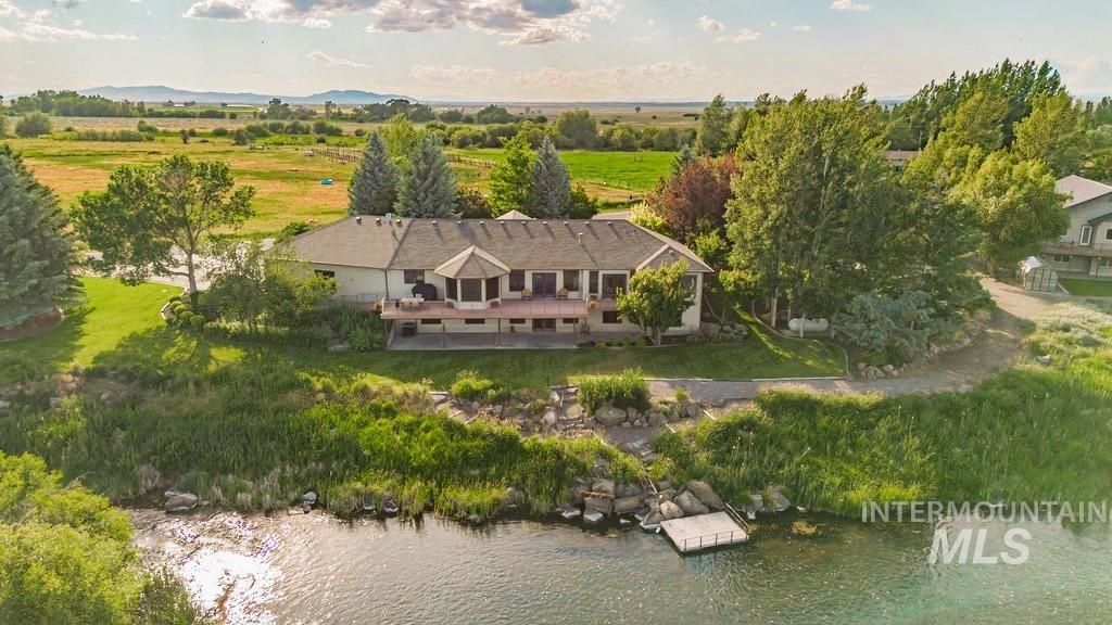 Photo of 2700 N River Road, Saint Anthony, ID 83445 (MLS # 98981678)