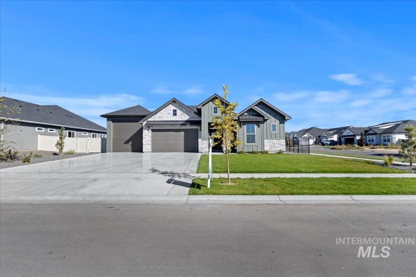 11690 S HONOR LN, KUNA, ID 83634 - Image a810aaa309fedc0e6f6d12ef33774cfd/2901105240