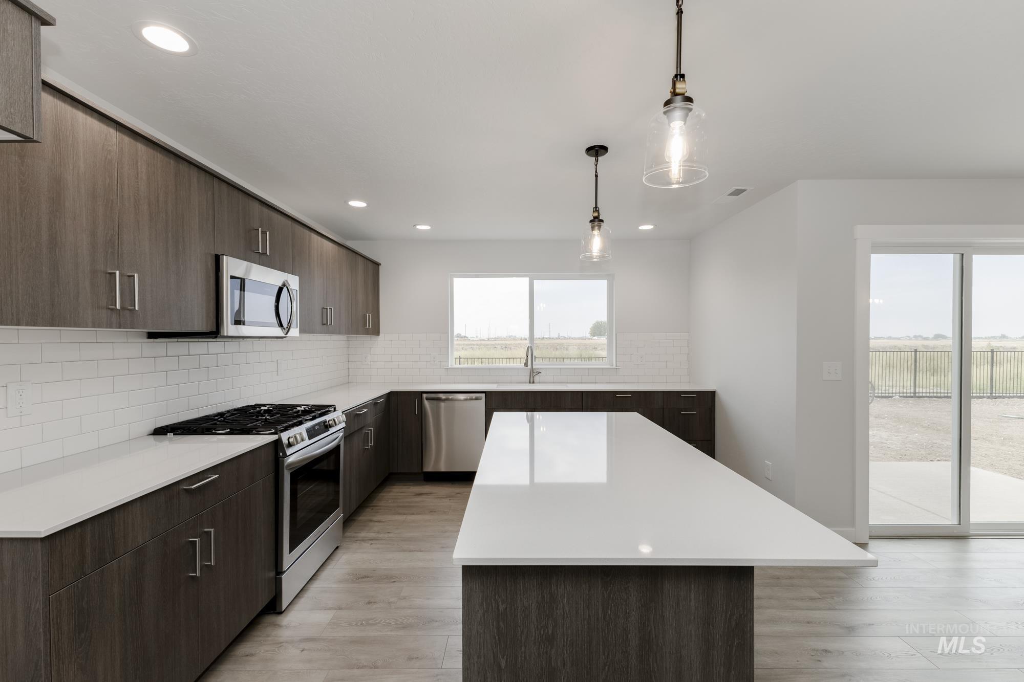 18147 N Lion Head Ave