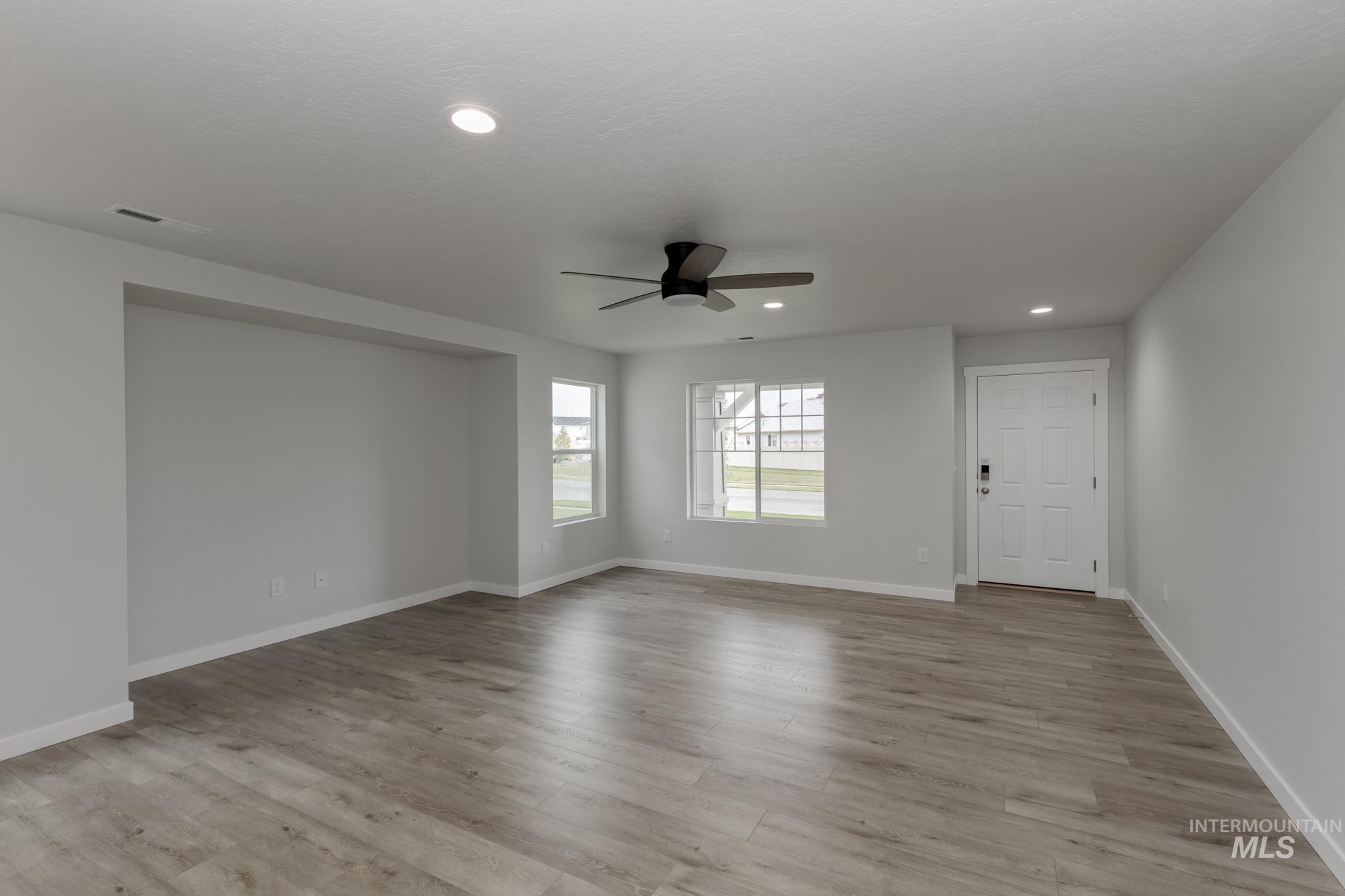 18147 N Lion Head Ave