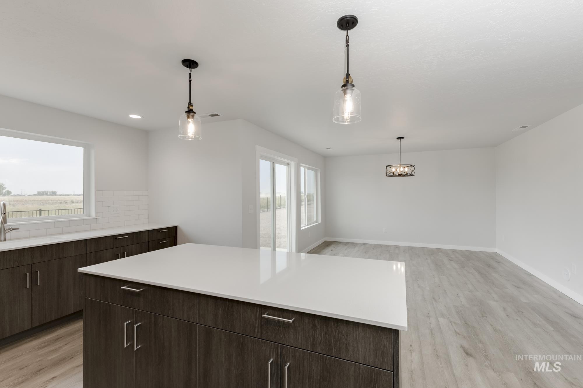 18147 N Lion Head Ave