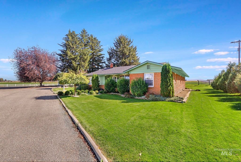 Photo of 3680 N 3550 E, Kimberly, ID 83341 (MLS # 98963834)