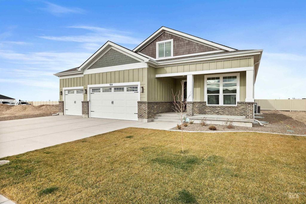 Photo of 904 Adamite Road, Kimberly, ID 83341 (MLS # 98969376)