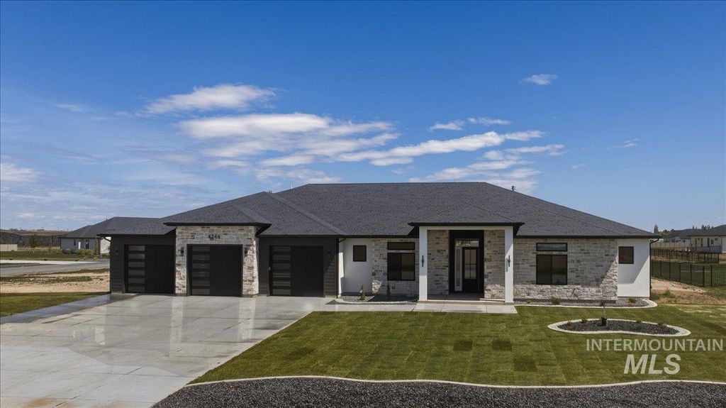 Photo of 4244 2734 E, Twin Falls, ID 83301 (MLS # 98983855)