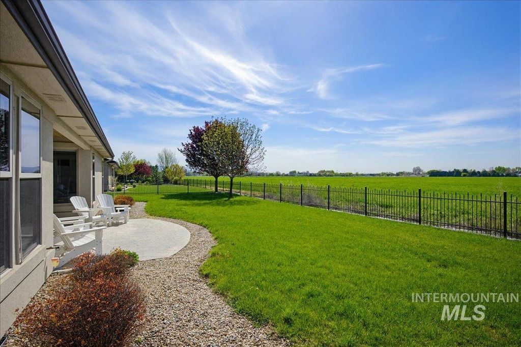 Photo of 4635 W Braveheart St, Eagle, ID 83616 (MLS # 98984226)