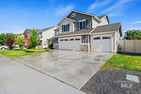 Photo of 3018 W Silver River St, Meridian, ID 83646 (MLS # 98991259)