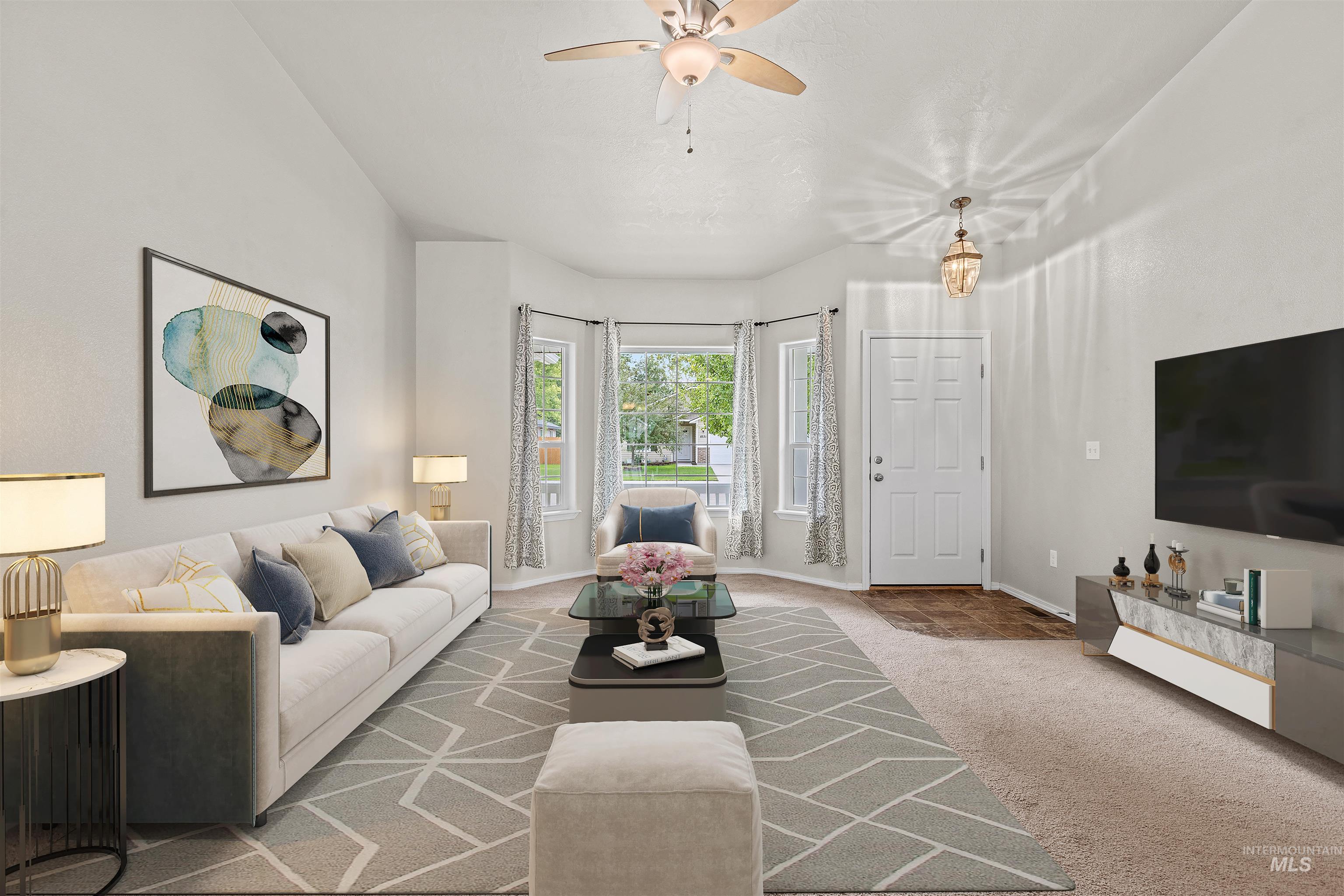8332 W Snohomish