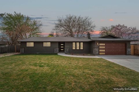 Photo of 9709 W Mcmillan Rd, Boise, ID 83704 (MLS # 98980140)