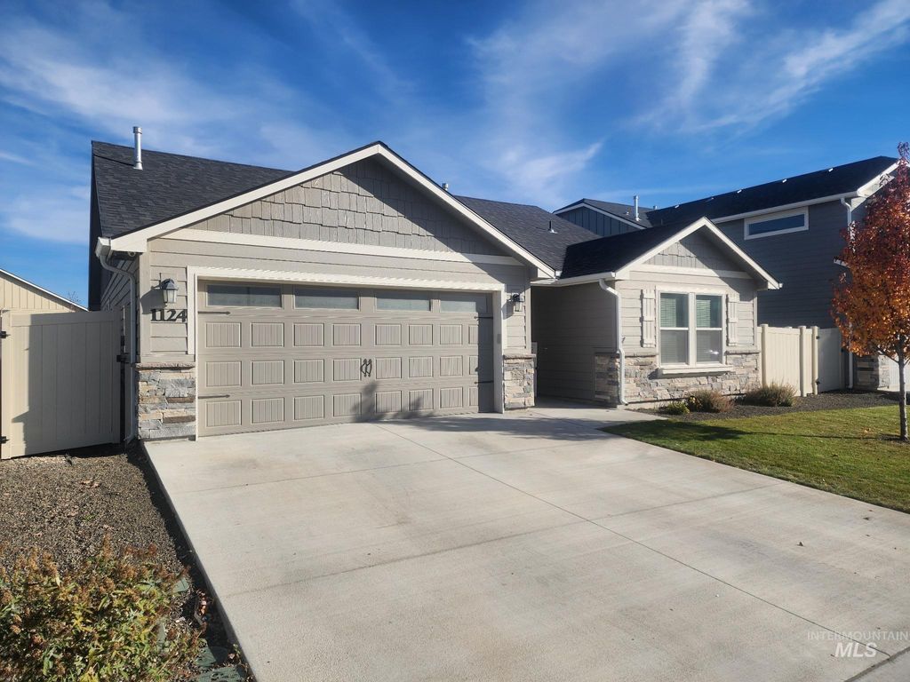 Photo of 1124 N Ryde Ave, Kuna, ID 83634 (MLS # 98967086)