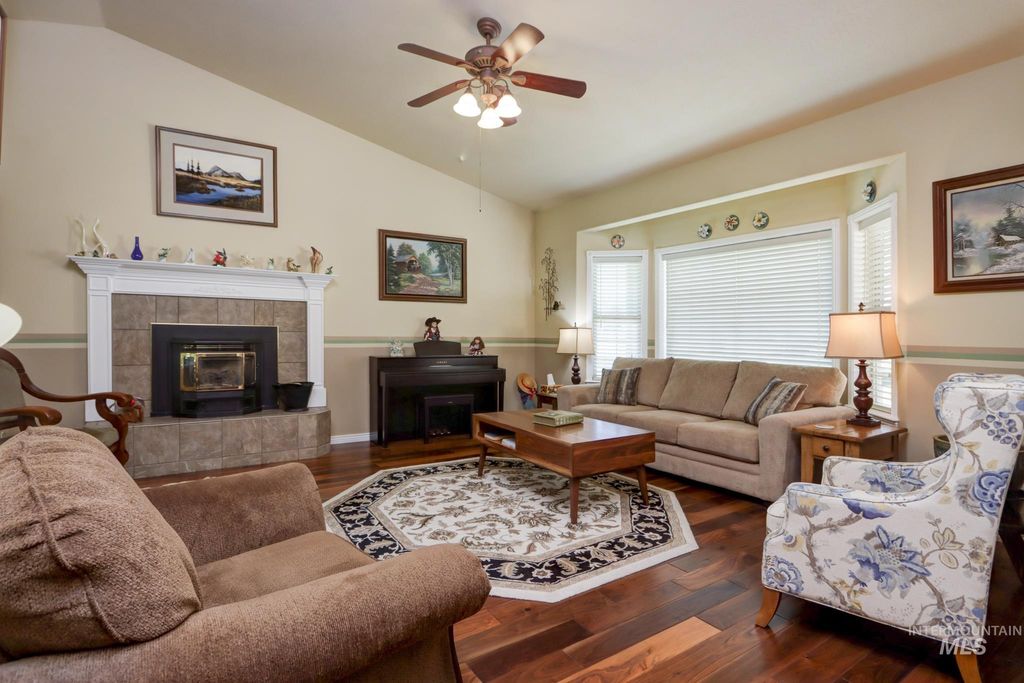 Photo of 5442 Black Canyon Hwy, Emmett, ID 83617 (MLS # 98985482)