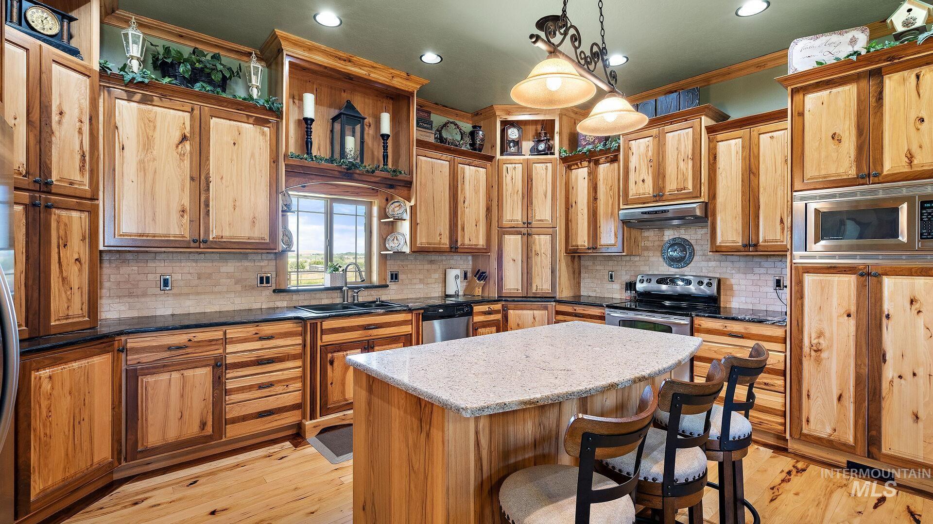 7340 Sagebrush Lane