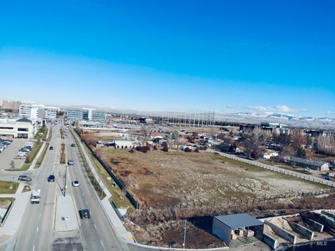 Photo of 1345 Jade Ave, Meridian, ID 83642 (MLS # 98932228)