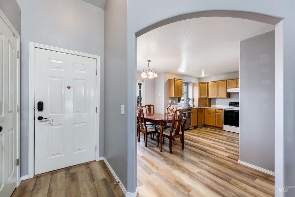 Photo of 510 Stony Meadow Drive, Nampa, ID 83686 (MLS # 98976787)