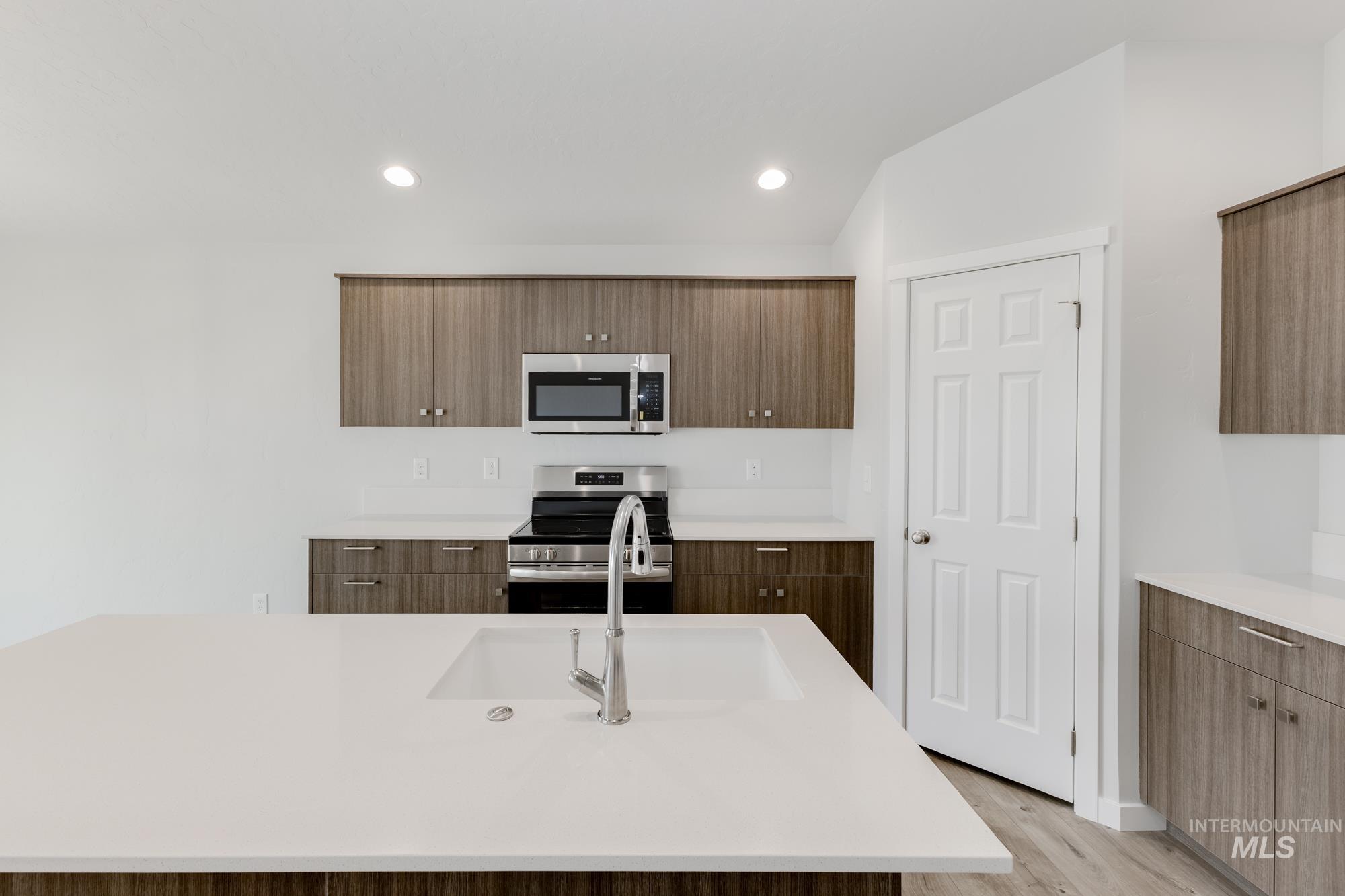 3040 N Arroyo Vista Way