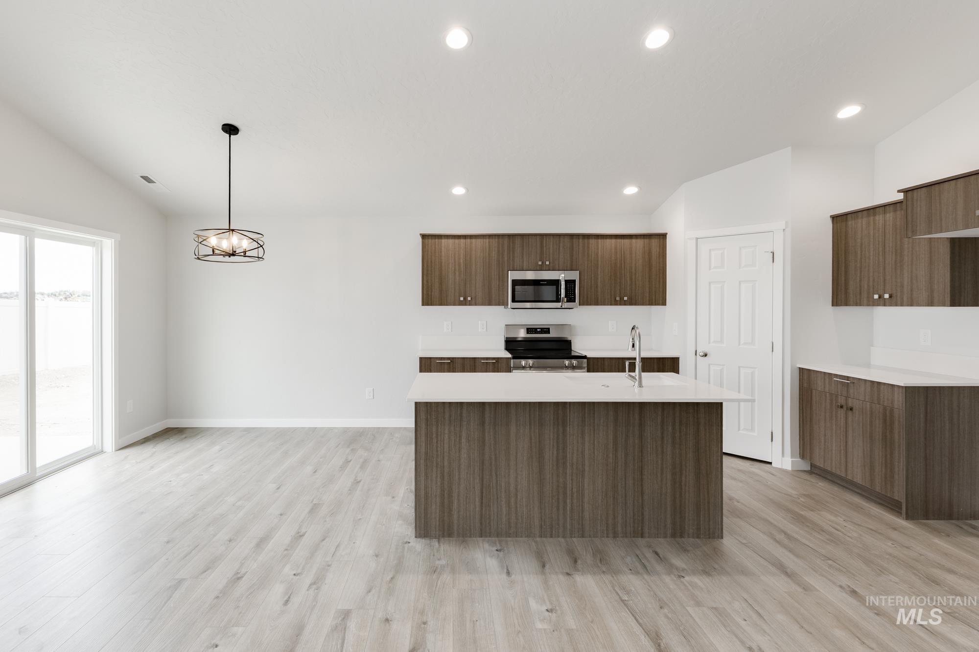 3040 N Arroyo Vista Way