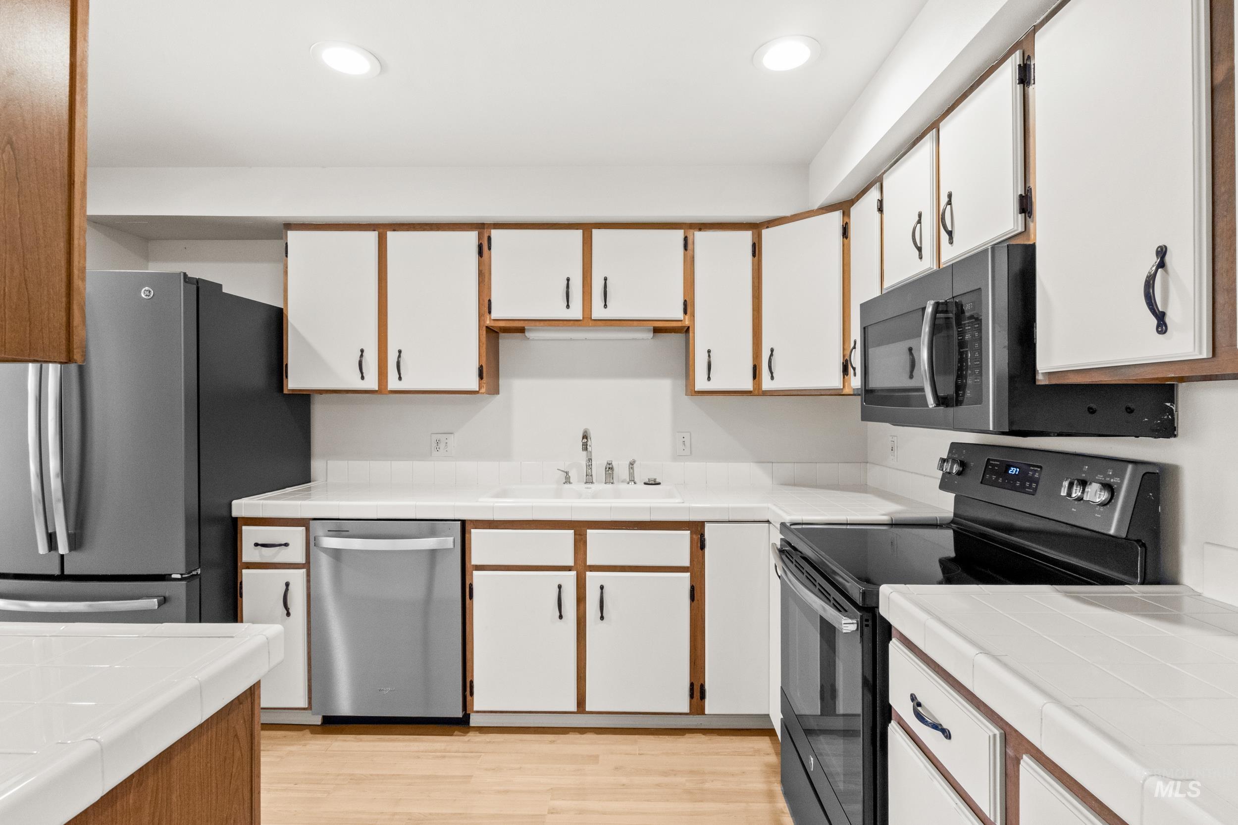 3687 S Gekeler Ln Boise ID 83706