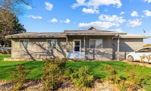 Photo of 106 Maplewood Circle, Rupert, ID 83350 (MLS # 98984967)