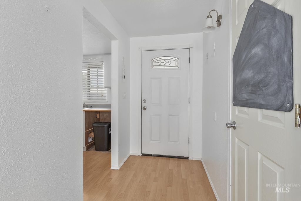 Photo of 1148 Lilac Ln, Ontario, OR 97914 (MLS # 98962319)