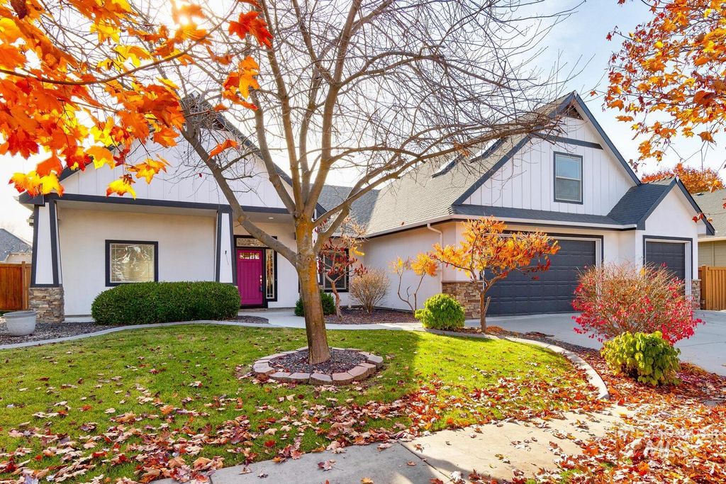 Photo of 2191 W Ditch Creek Drive, Meridian, ID 83646 (MLS # 98976736)