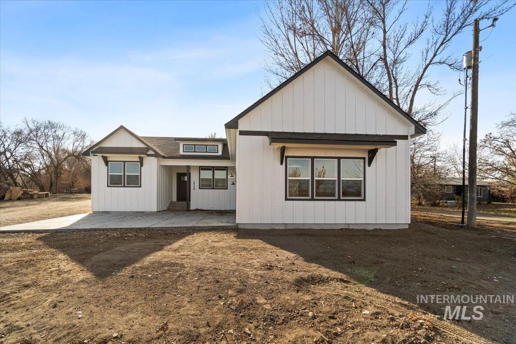 Photo of 16 Fairway Drive, Council, ID 83612 (MLS # 98935935)