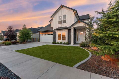Photo of 8201 W Corinthia St, Eagle, ID 83616 (MLS # 98986464)
