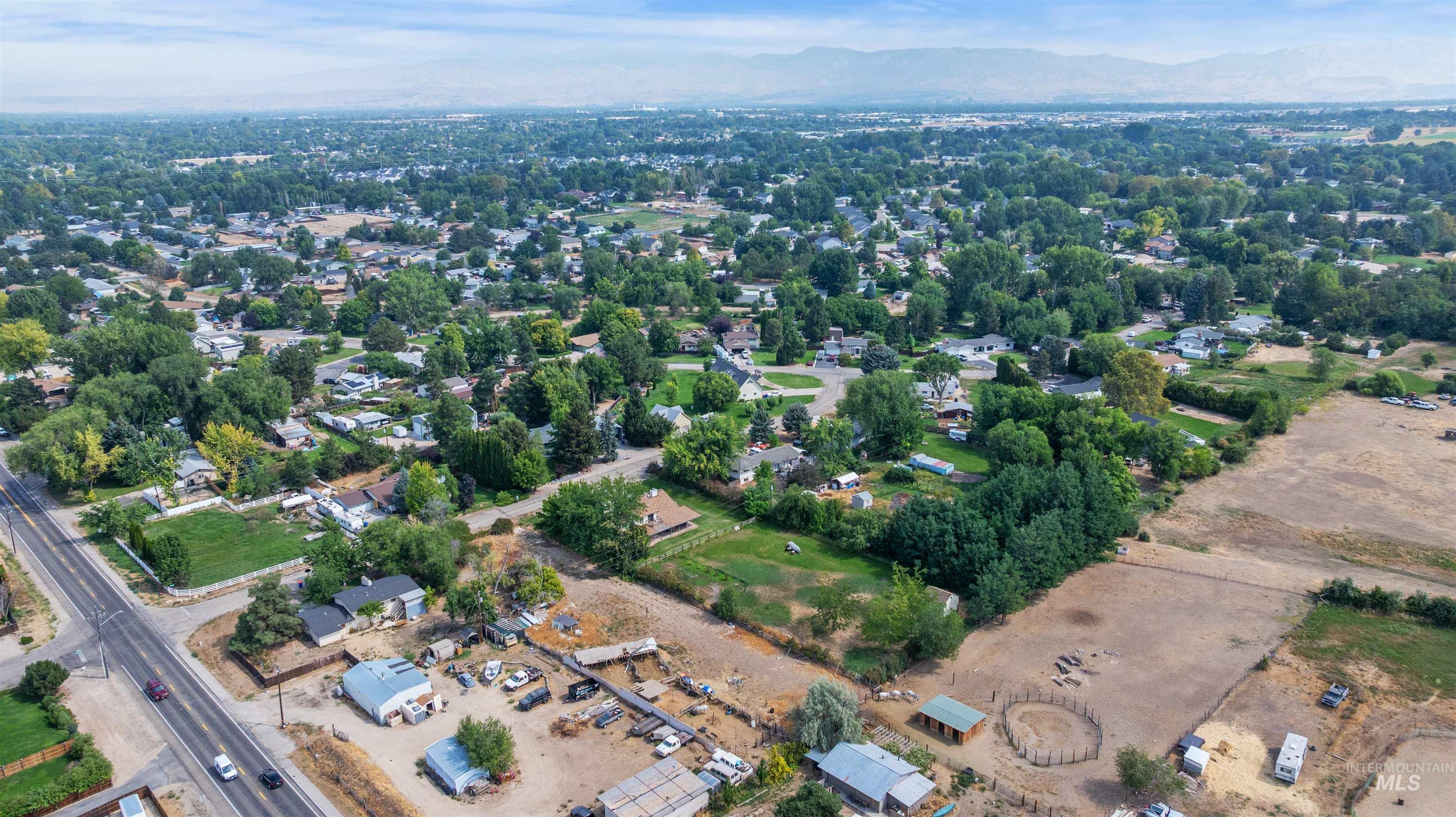 View of property location with a mountain backdrop
