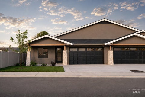 Photo of 3057 N Lapis AVE, Meridian, ID 83646 (MLS # 98998556)