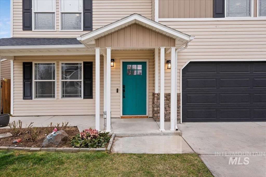 Photo of 6897 S Loganberry Way, Boise, ID 83709 (MLS # 98977057)