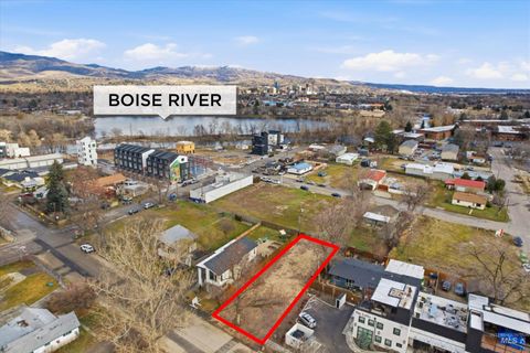 Photo of 205 E 35th St, Garden City, ID 83714 (MLS # 98974394)