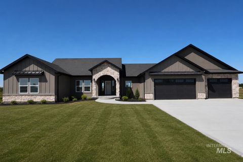 Photo of 563 80 E, Jerome, ID 83338 (MLS # 98985763)