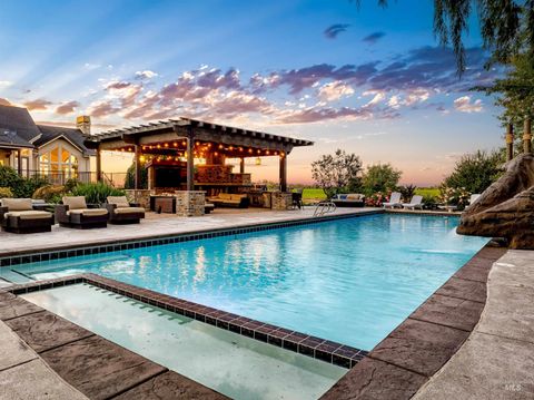 4262 S Rustler Lane Meridian ID 83642