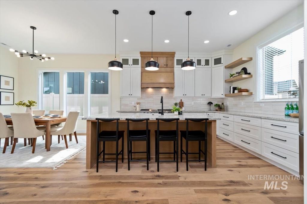 Photo of 9894 W Sunberry Court, Star, ID 83669 (MLS # 98978596)