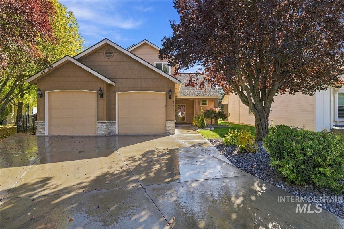 4355 W Nine Iron Ln