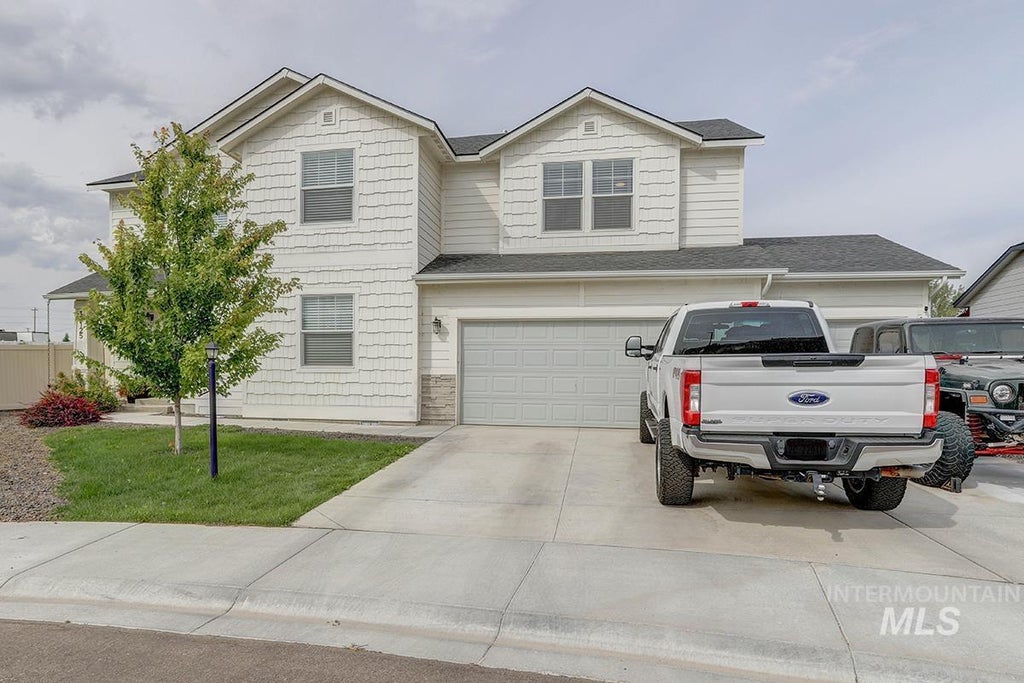Photo of 13125 S Chawon River Ave, Nampa, ID 83686 (MLS # 99000463)
