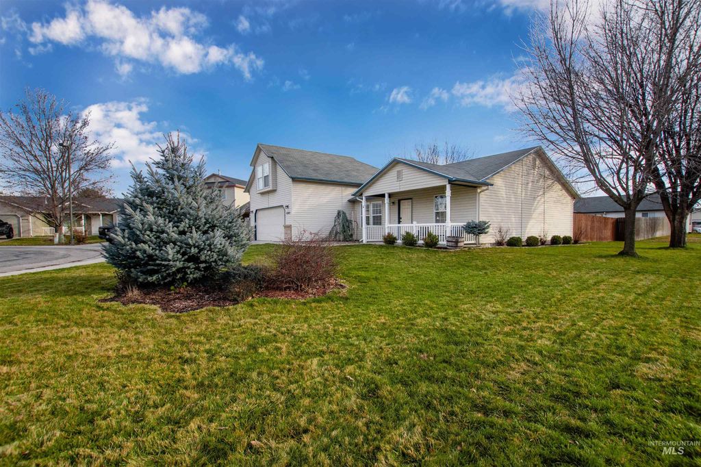 Photo of 4342 S Sumpter Ave, Boise, ID 83709 (MLS # 98971631)