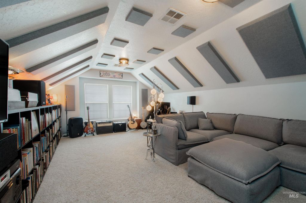 Photo of 4342 S Sumpter Ave, Boise, ID 83709 (MLS # 98971631)