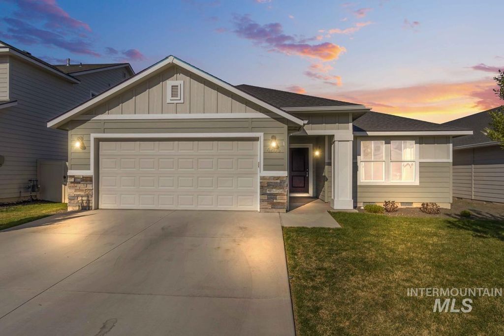 Photo of 4205 S Leaning Tower Ave, Meridian, ID 83642 (MLS # 98981637)