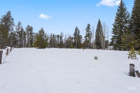 881 W Roseberry Rd. Donnelly ID 83615