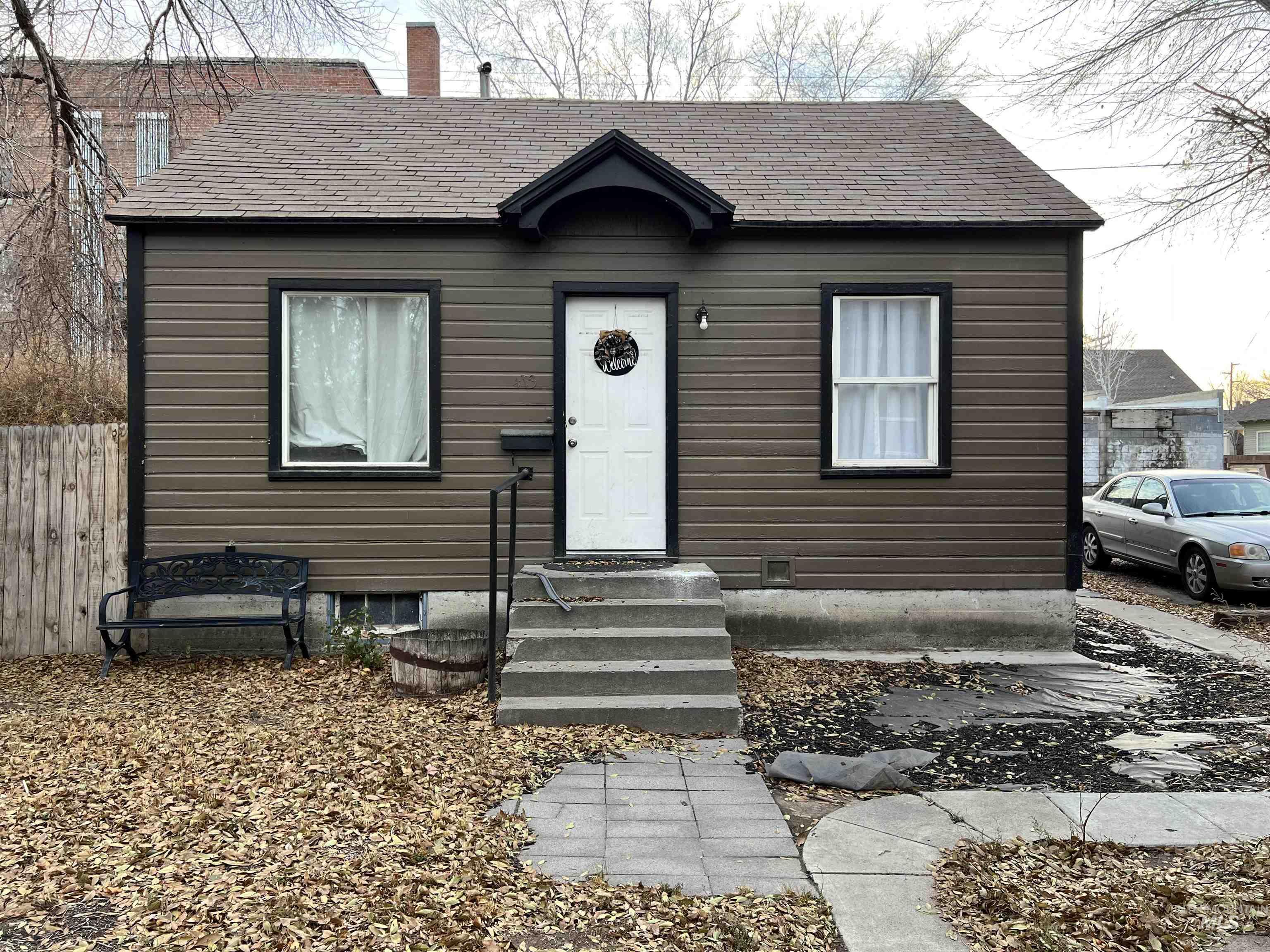 Twin Falls, Idaho 83301, United States, 5 Bedrooms Bedrooms, ,4 BathroomsBathrooms,Residential,Active,24303