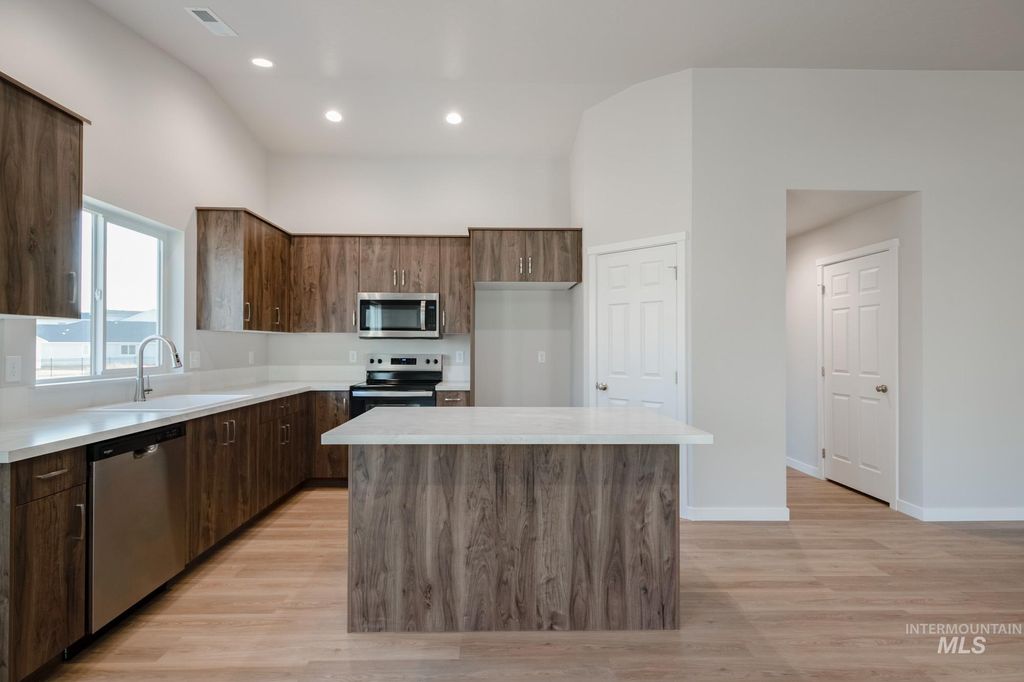 Photo of 3066 W Taiban Creek Dr, Kuna, ID 83634 (MLS # 98985508)
